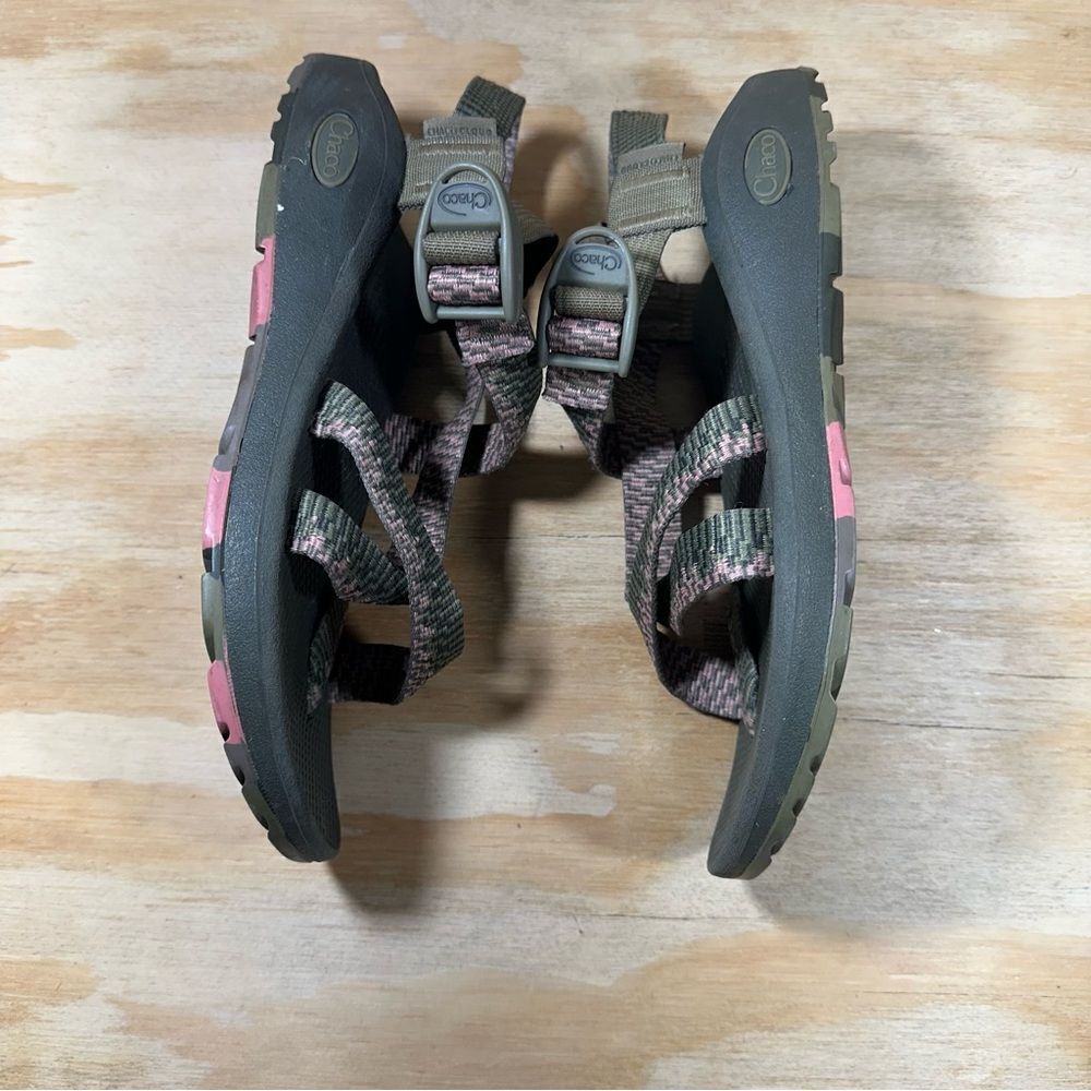 Chaco Green and Pink Sandals Women’s Size 7 - Picture 6 of 8